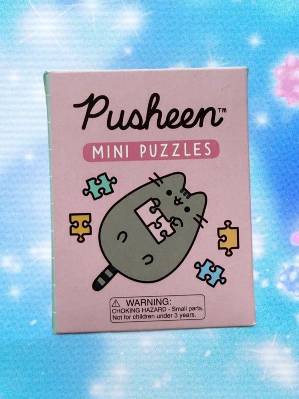 Pusheen mini puzzles - 2 puzzles in 1 box.
Each puzzle has 169 pieces and forms